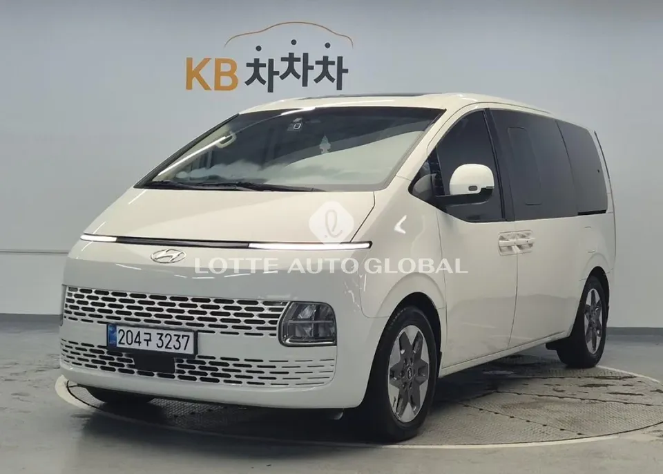 2022 Hyundai Staria, VIN KMHYA813BNU015712