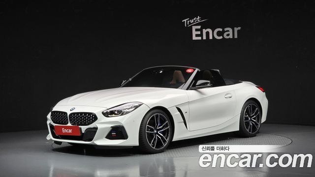 2022 BMW Z4, VIN WBAHF7104NWX52343