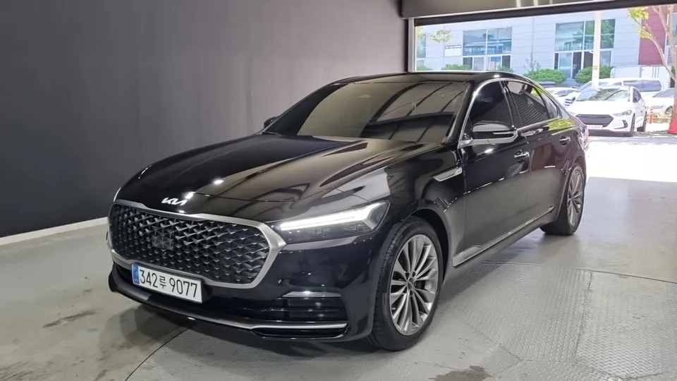 2022 Kia K9, VIN KNAS2418DNS036579