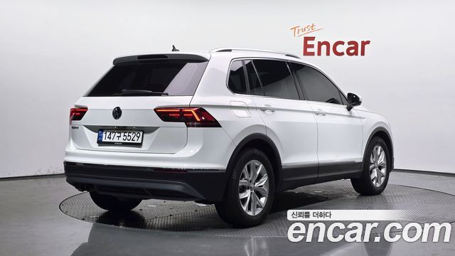 2020 Volkswagen Tiguan, VIN WVGZZZ5NZLW415040