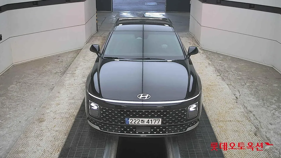 2023 Hyundai Grandeur, VIN KMHN141EBPA056575