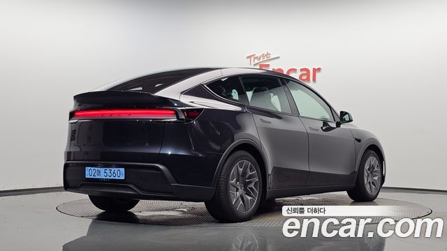 2026 Tesla Model Y, VIN LRWYGCEK7TC894069