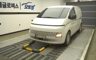 2025 Hyundai Staria, VIN KMFYFX71BSU222447