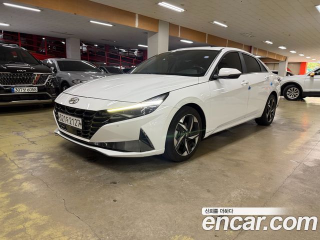 2021 Hyundai Avante, VIN KMHLR41EEMU019526