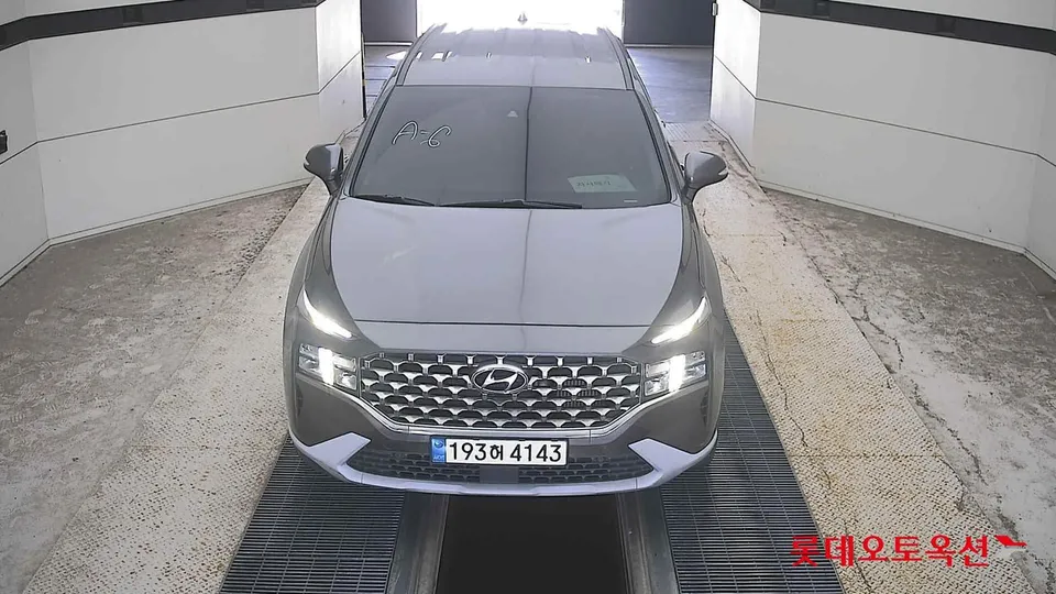 2022 Hyundai Santa Fe, VIN KMHS281HHNU437967