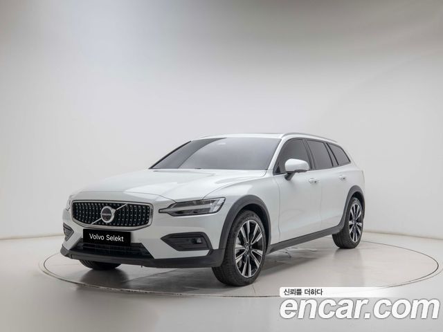 2025 Volvo V60, VIN YV1ZZL124S2148698