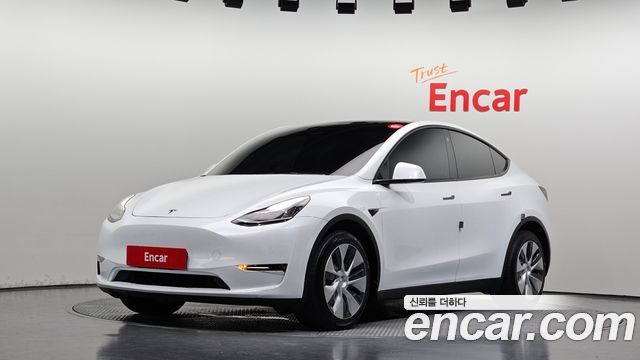2022 Tesla Model Y, VIN 7SAYGDEE3NF422804