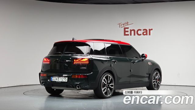 2023 Mini Clubman, VIN WMWJZ910XP2T35131