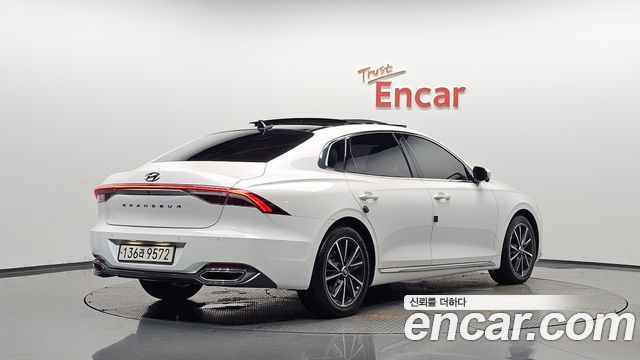 2020 Hyundai Grandeur, VIN KMHF241DBLA402315
