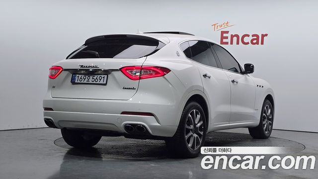 2020 Maserati Levante, VIN ZN661TUG7LX351630