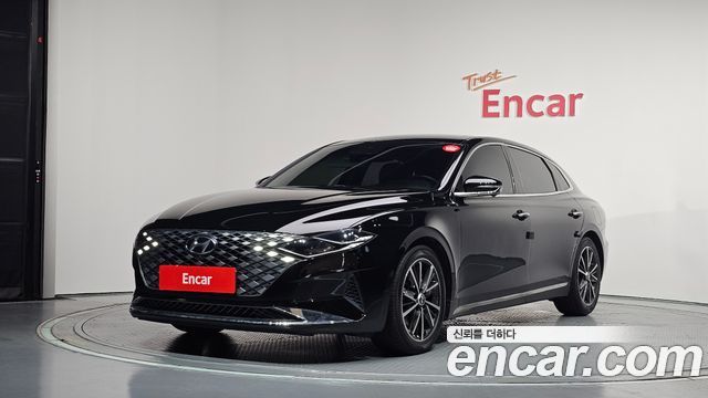 2022 Hyundai Grandeur, VIN KMHF241DBNA483032
