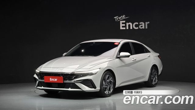 2025 Hyundai Avante, VIN KMHLR41EESU025804