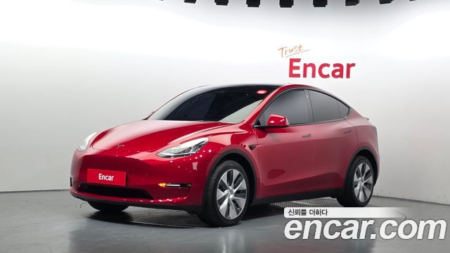 2022 Tesla Model Y, VIN 7SAYGDEE8NF501031