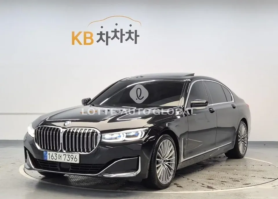 2021 BMW 7-Series, VIN WBA7T4104MCG19572