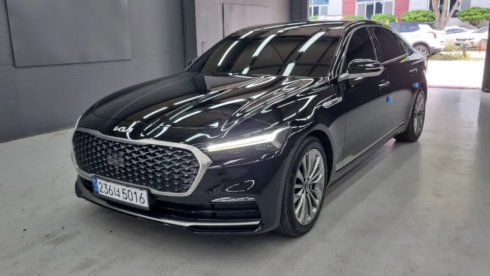 2023 Kia K9, VIN KNAS2418DPS047104