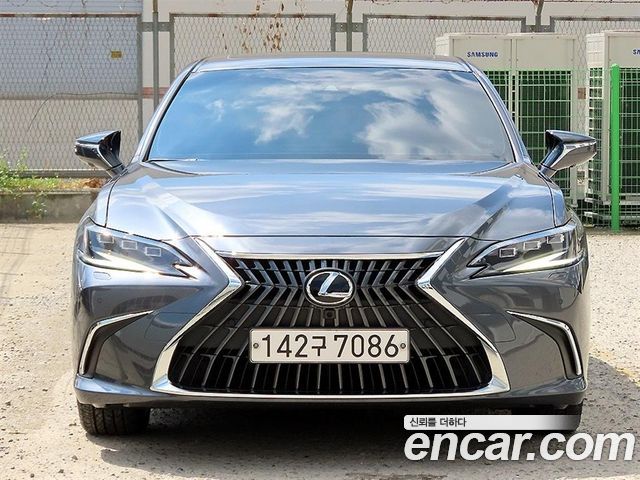 2023 Lexus ES, VIN JTHBA1C12P2017122