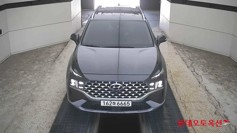 2021 Hyundai Santa Fe, VIN KMHS381HHMU369096