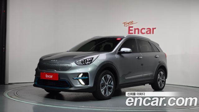 2022 Kia Niro, VIN KNACB81GFNA121007