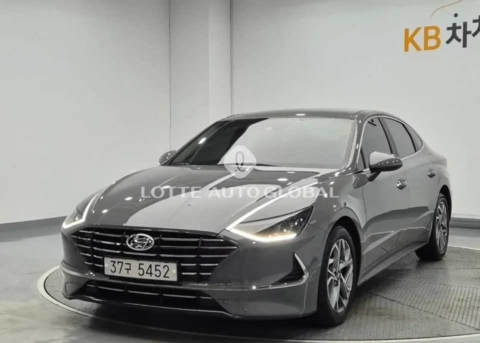 2020 Hyundai Sonata, VIN KMHL141EBLA017428
