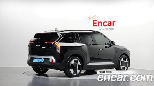 2025 Kia EV3, VIN KNAFB81BFSS022458