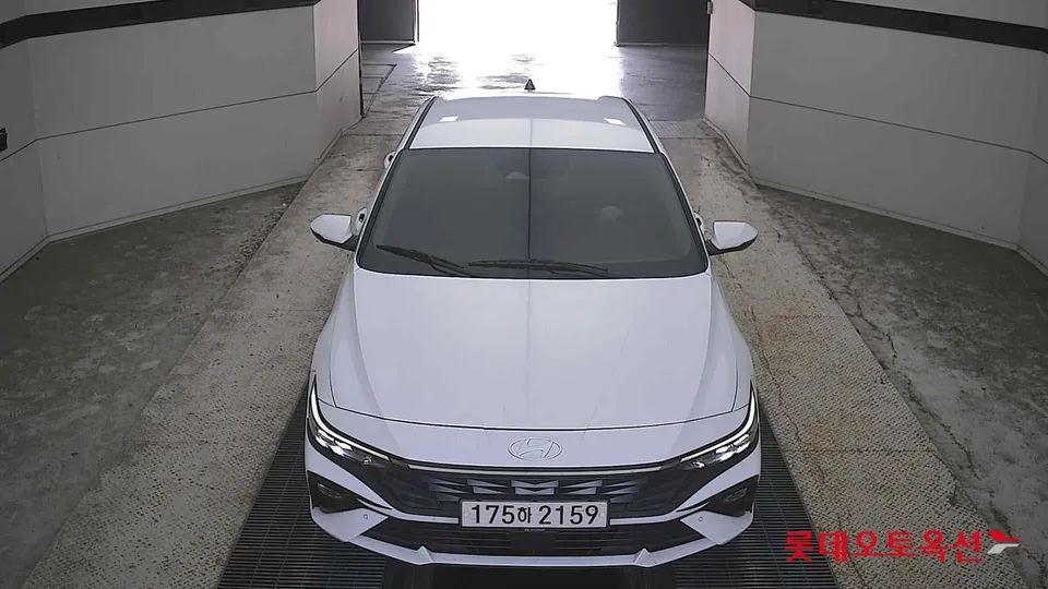 2024 Hyundai Avante, VIN KMHLM41ABRU641153