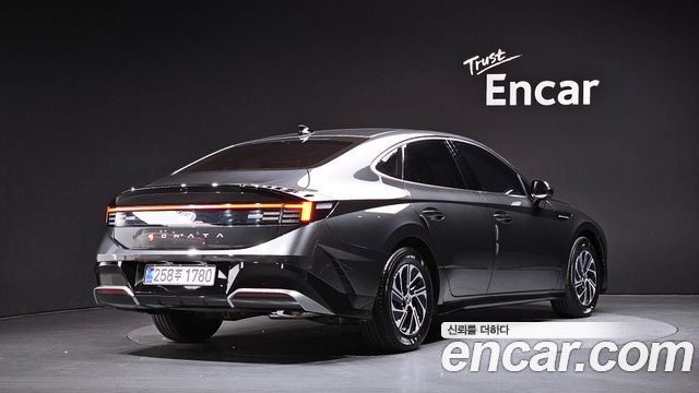 2025 Hyundai Sonata, VIN KMHL141JBSA131261