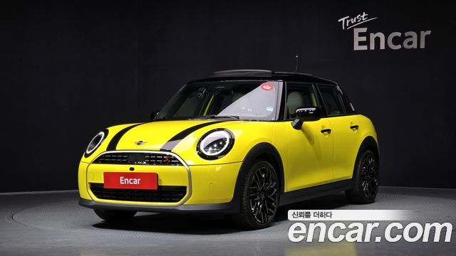 2025 Mini Cooper, VIN WMW51GD01S2W25873