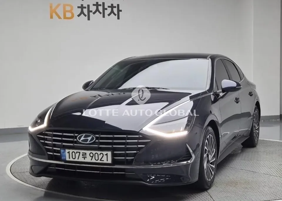 2021 Hyundai Sonata, VIN KMHL241JBMA033707