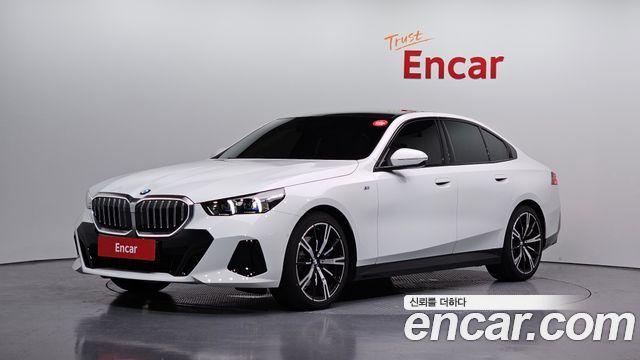 2025 BMW 5-Series, VIN WBA51FJ0S3CT73018