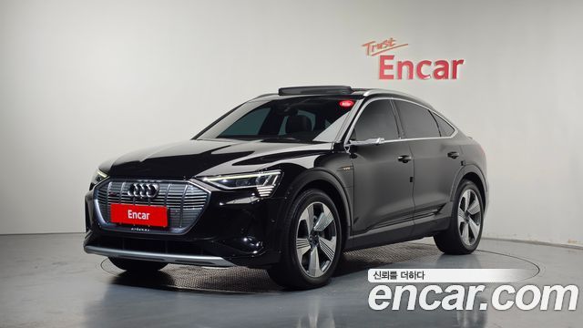 2022 Audi e-tron, VIN WAUZZZGE7NB001724