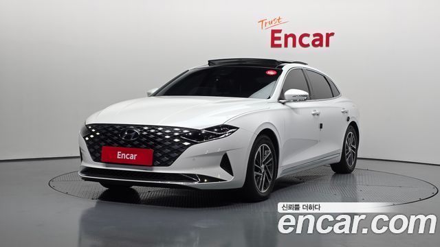 2021 Hyundai Grandeur, VIN KMHF241NBMA415103