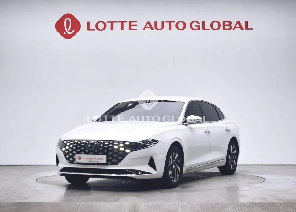 2022 Hyundai Grandeur, VIN KMHF1413BNA140465