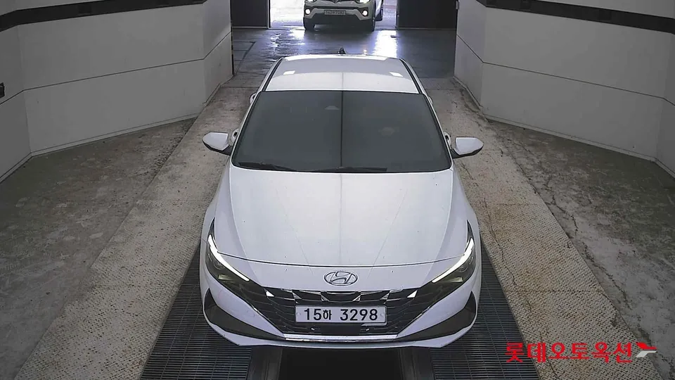 2021 Hyundai Avante, VIN KMHLM41EEMU029402