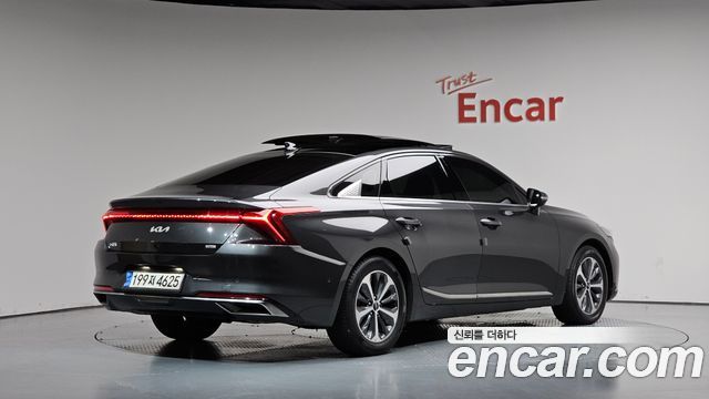 2022 Kia K8, VIN KNAM2411BNA017077