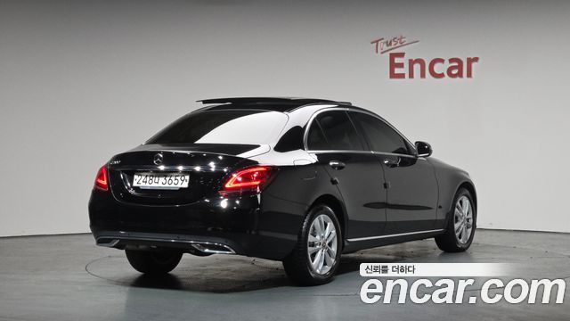 2020 Mercedes-Benz C-Class, VIN W1KWF8AB1LR567105