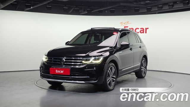 2021 Volkswagen Tiguan, VIN WVGZZZ5NZMW555396