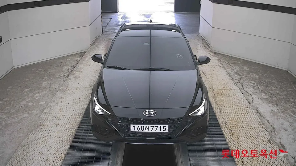 2021 Hyundai Avante, VIN KMHLT41FGMU215691