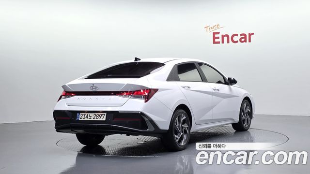 2025 Hyundai Avante, VIN KMHLN41EESU868597