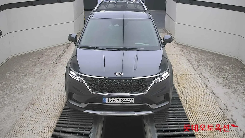 2021 Kia Carnival, VIN KNANB813BMS111409