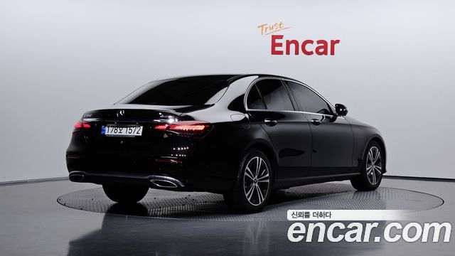 2022 Mercedes-Benz E-Class, VIN W1KZF4FB7NB015182