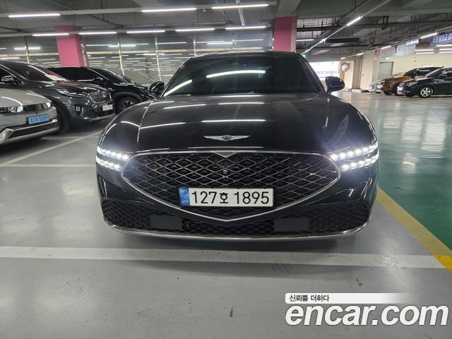 2022 Genesis G90, VIN KMHHC81BEPU003299