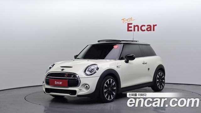 2020 Mini Cooper, VIN WMWXY7107L2N10320