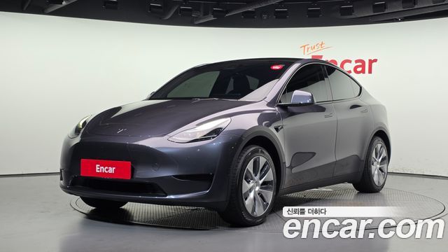 2023 Tesla Model Y, VIN LRWYGCFS7PC075714