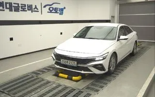 2024 Hyundai Avante, VIN KMHLM41EERU566890