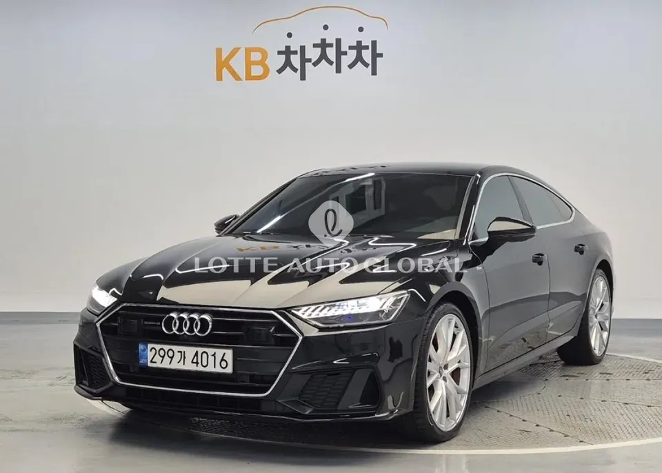 2022 Audi A7, VIN WAUZZZF2XNN065181