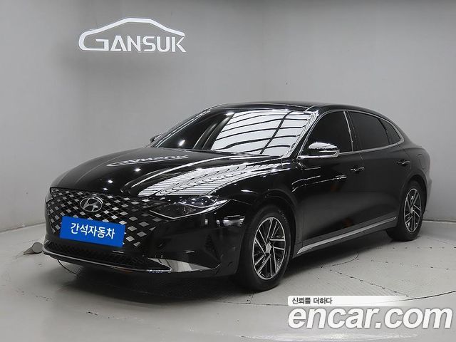 2022 Hyundai Grandeur, VIN KMHF241NBNA455779