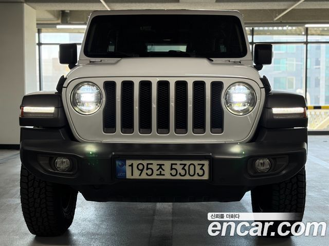 2021 Jeep Wrangler, VIN 1C4HJXFN3MW689448