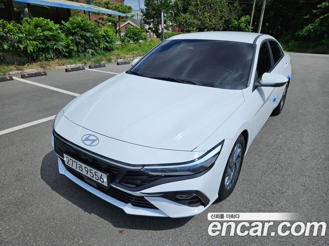 2024 Hyundai Avante, VIN KMHLN41EERU820626