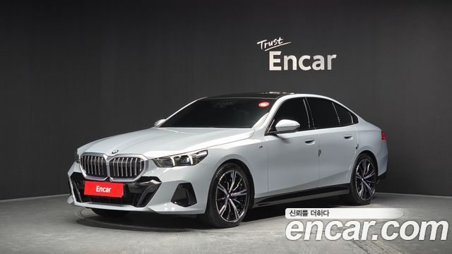 2024 BMW 5-Series, VIN WBA51FJ08RCR18267