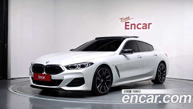 2022 BMW 8-Series, VIN WBAGV8108NCL03639